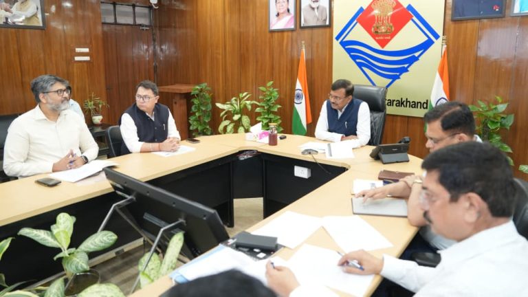 ठोस अपशिष्ट प्रबंधन के लिए कम्पलीट मैकेनिज्म तैयार करने के मुख्य सचिव ने दिए निर्देश