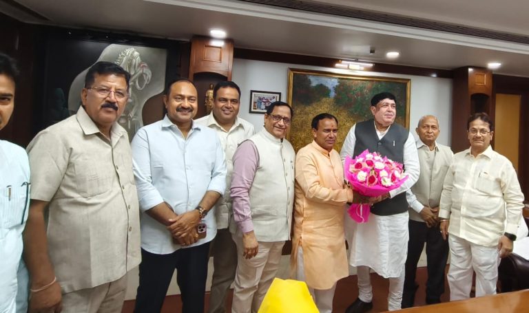 सूबे में चलाया जायेगा ‘खेत बचाओ, जीवन बचाओ’ अभियानः डाॅ. धन सिंह रावत