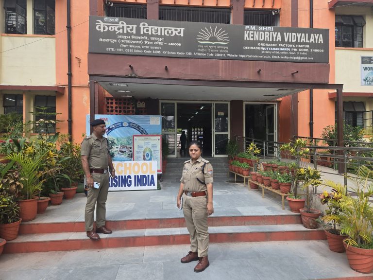 *राष्ट्रीय परीक्षा एजेंसी द्वारा आयोजित NEET(UG) की परीक्षा को सकुशल सम्पन्न कराने के लिए मुस्तैद दून पुलिस*