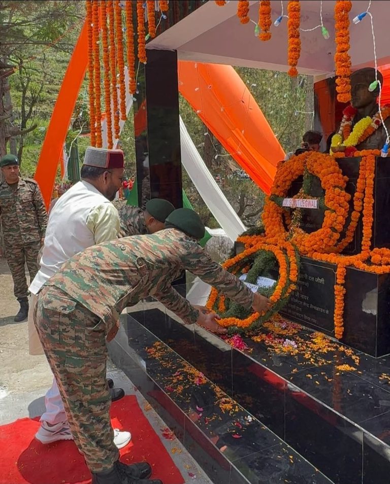 “शहीद भवानी दत्त जोशी की वीर गाथा को नमन, दीप प्रज्वलित कर विधायक ने किया शौर्य मेले का शुभारंभ”