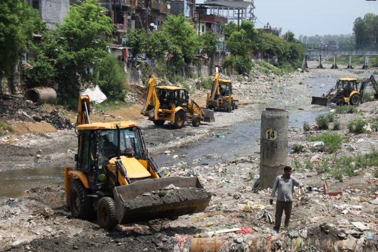 रिस्पना को नया जीवन देने की तैयारी, जिला प्रशासन-नगर निगम की संयुक्त मुहिम तेज