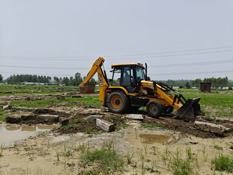 अवैध प्लॉटिंग और निर्माणों पर एमडीडीए का बड़ा एक्शन, 100 बीघा अवैध प्लॉटिंग ध्वस्त, कई बहुमंजिला निर्माण सील