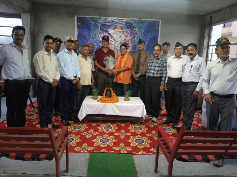 *उत्तराखंड सरकार के आपदा प्रबंधन सलाहकार कर्नल रघुबीर सिंह भंडारी का केहरी गांव में भव्य स्वागत*