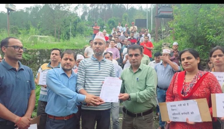 *शिक्षकों का सम्मान, शिक्षा का उत्थान*   *उत्तराखण्ड माध्यमिक शिक्षक संघ*