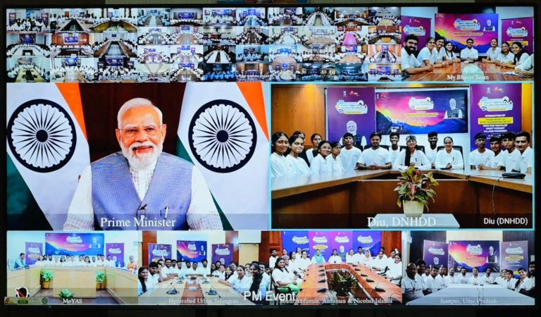 ‘भ्रमण से भ्रम मिटते हैं, सीमांत गांव देश के प्रहरी भी हैं और पहला पड़ाव भी’-प्रधानमंत्री मोदी