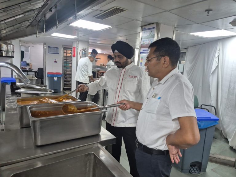 एफडीए का बड़ा अभियान, दूध-पनीर समेत कई खाद्य पदार्थों के नमूने जांच को भेजे