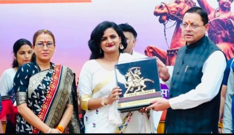 “पिंडर की बेटी नन्दा सती को तीलू रौतेली पुरस्कार, नारायणबगड़ में खुशी की लहर”
