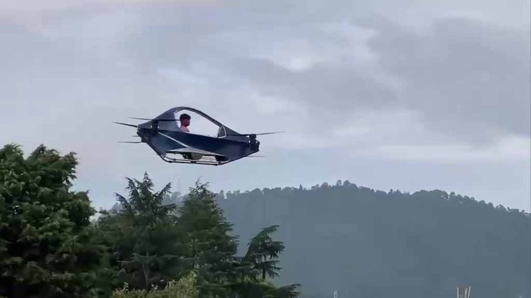 सड़क छोड़ अब आसमान से घर पहुंचाएगी कार, उत्तराखण्ड में तैयार हुआ फलाइंग व्हीकल